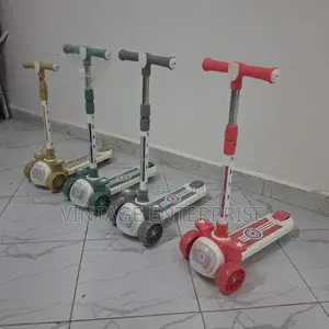Foldable Scooter With Lights and Melodies