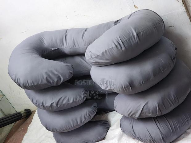 Pregnancy Pillow C Shape Maternity Leg Support - thumbnail 3