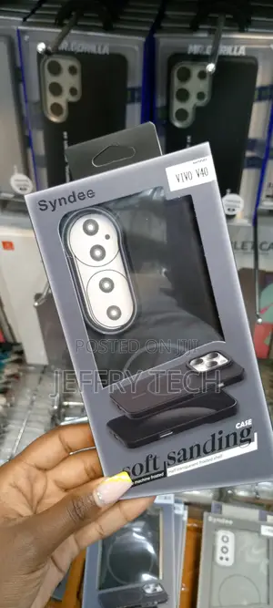 Vivo V40 Syndee Soft Sanding Slim Magsafe Case-Black