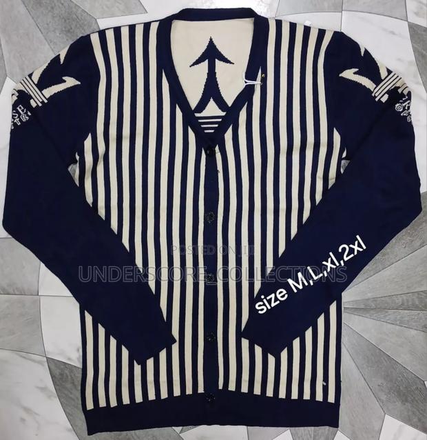 Front Closure Sweater for All Genders - thumbnail 5