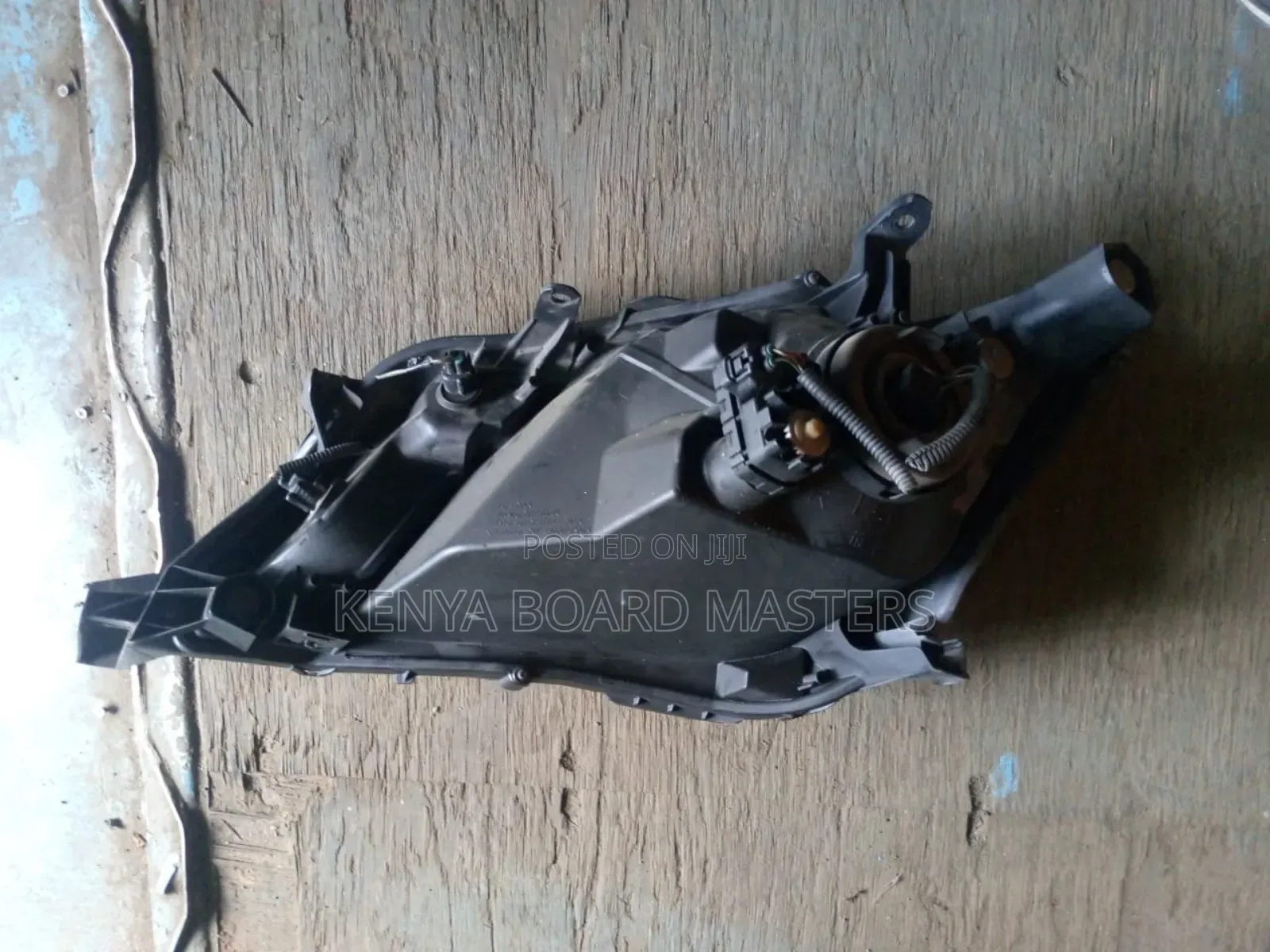 Axio 2014 Headlight Non Zenon
