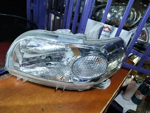 Toyota Porte 2004/2011 Non Xenon Head Lamp, Ex Japan