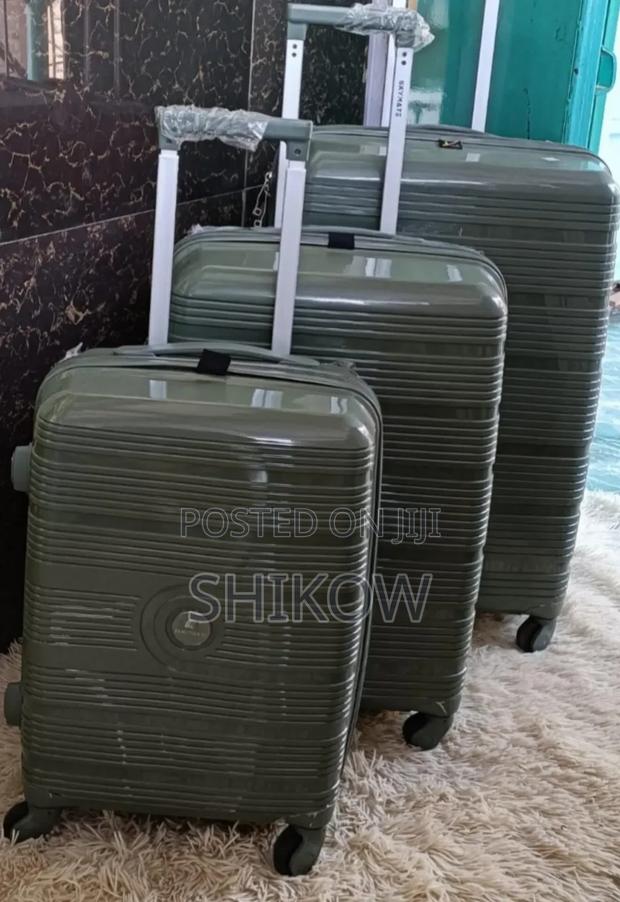 3 in 1 Unbreakable Pp Suitcases - thumbnail 3