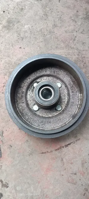 Rear Hub With Bearing Mazda Demio 2005