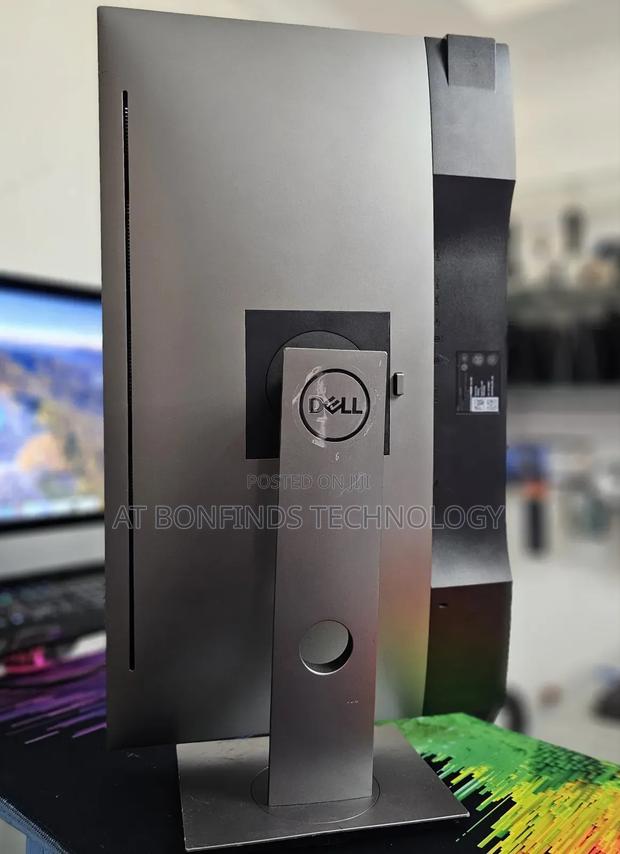 Dell U2718q27 Inch Frameless - thumbnail 5