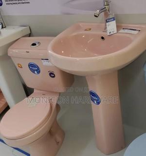 Toilet (Frencia) - thumbnail 2