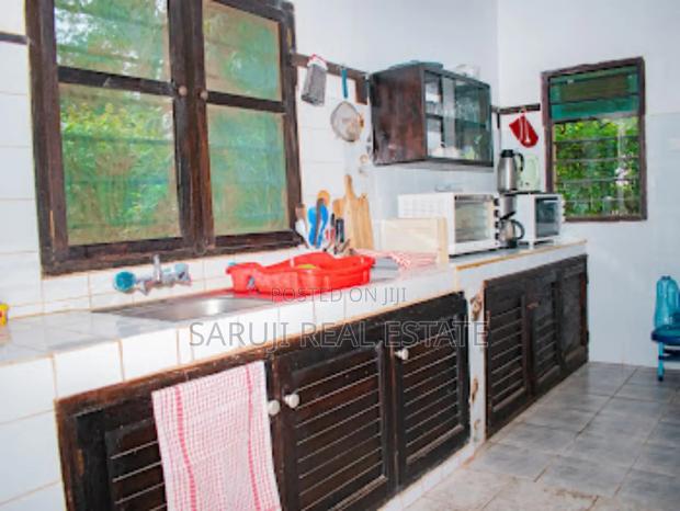 4bdrm Villa in Diani Complex for sale - thumbnail 15