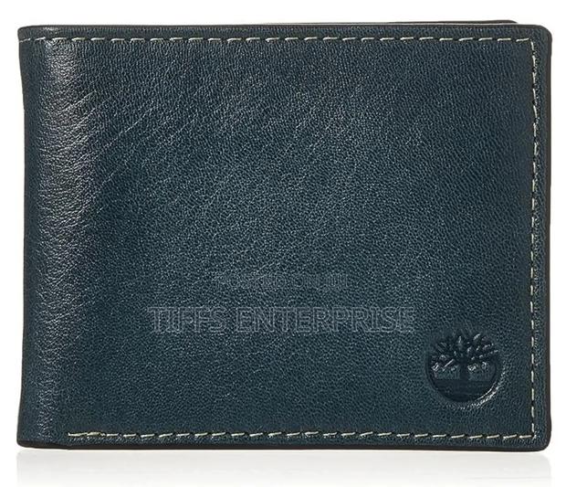 Timberland Men’S Leather Wallet – Navy (Fine Break)