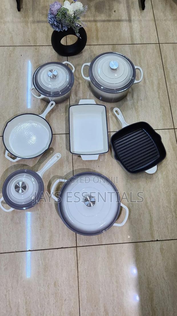 Cast Iron Dutch Oven Set - thumbnail 2