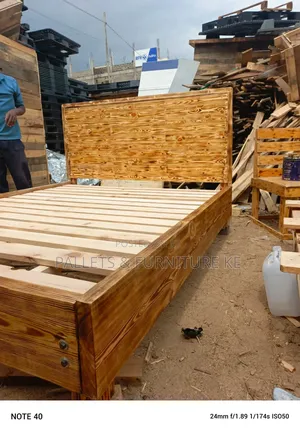 Char Box Bed