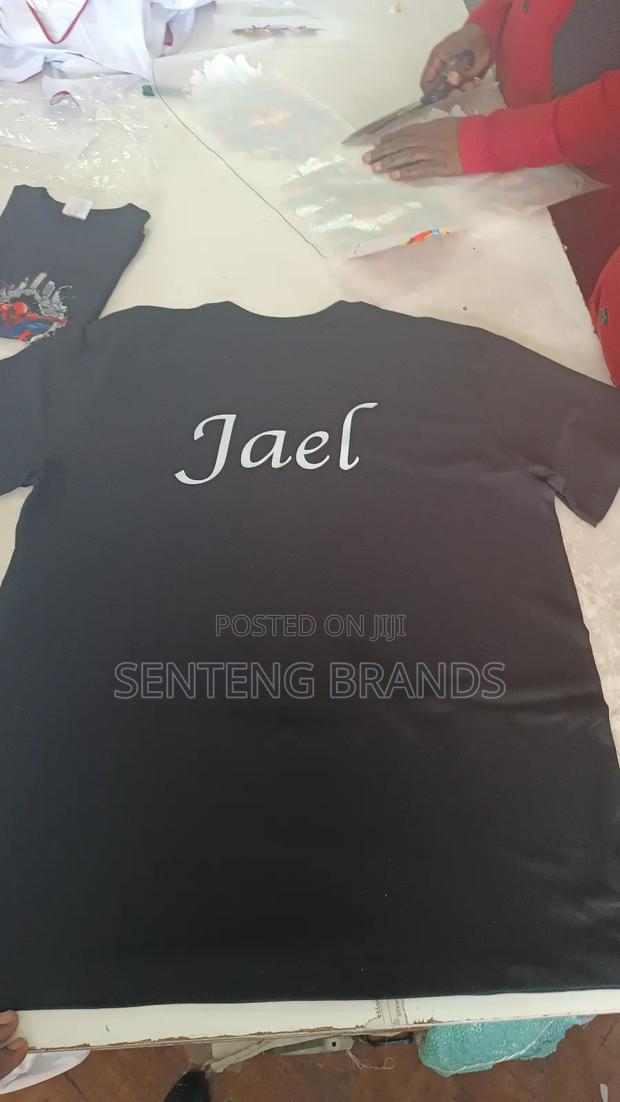 Kids Branded T-shirts - thumbnail 4
