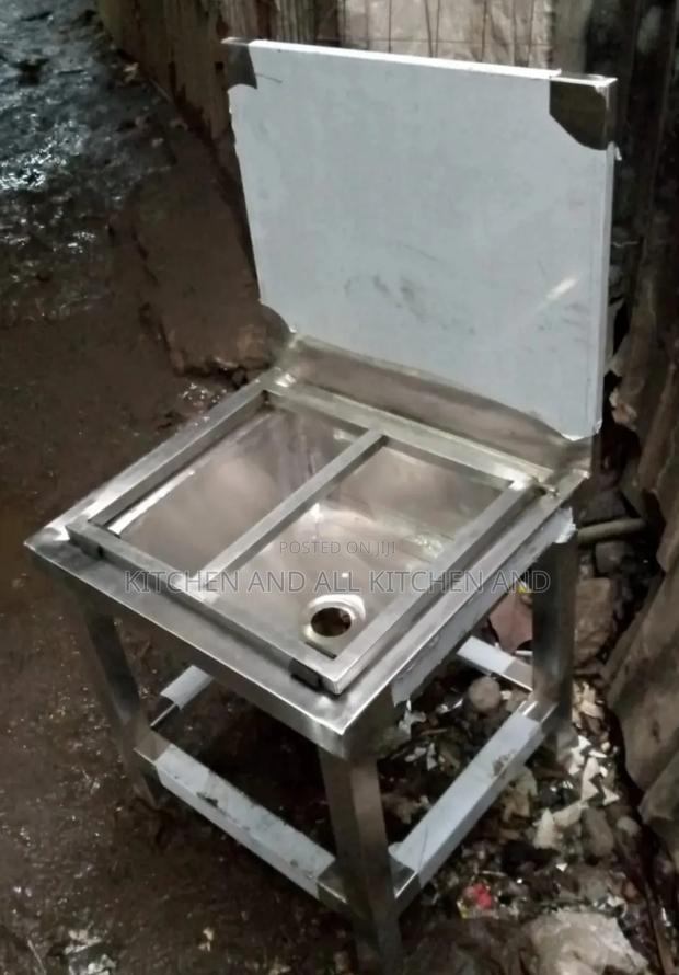 Outdoor Handwash Sink - main view