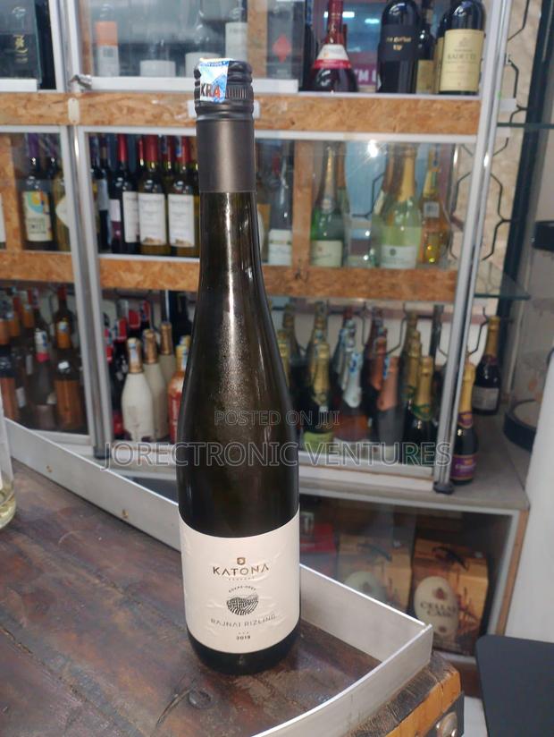 Rajnai Rizling Dry White Wine - thumbnail 6