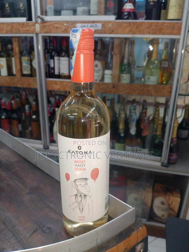 Most Vagy Soha Semi Sweet White Wine