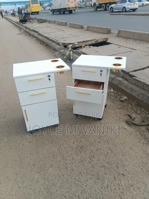 Salon Drawer With Cup Holder, White and Gold 