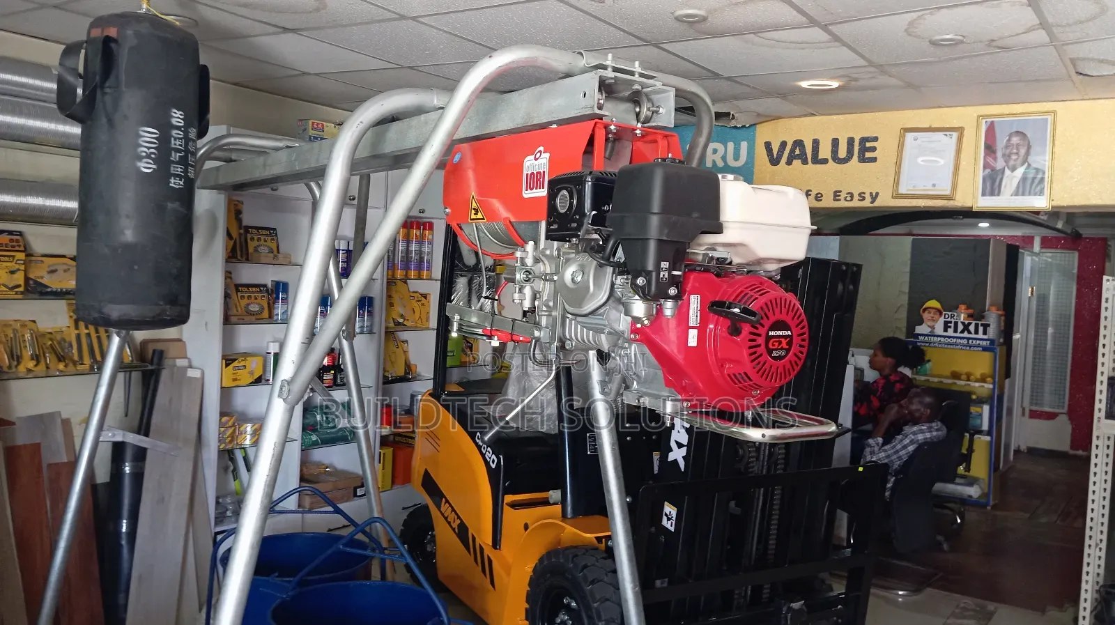 Petrol One Tonne Concrete Hoist