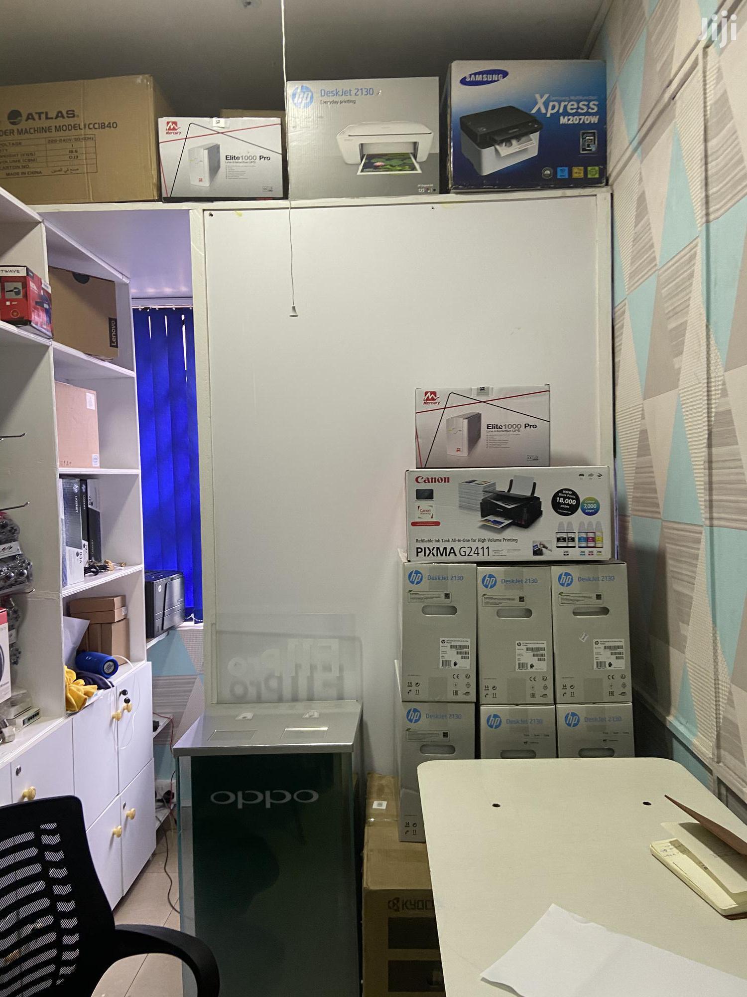 Prime Computer Shop For Sale