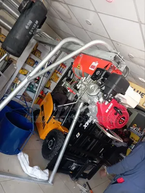 Brand New Hoist One Tonne