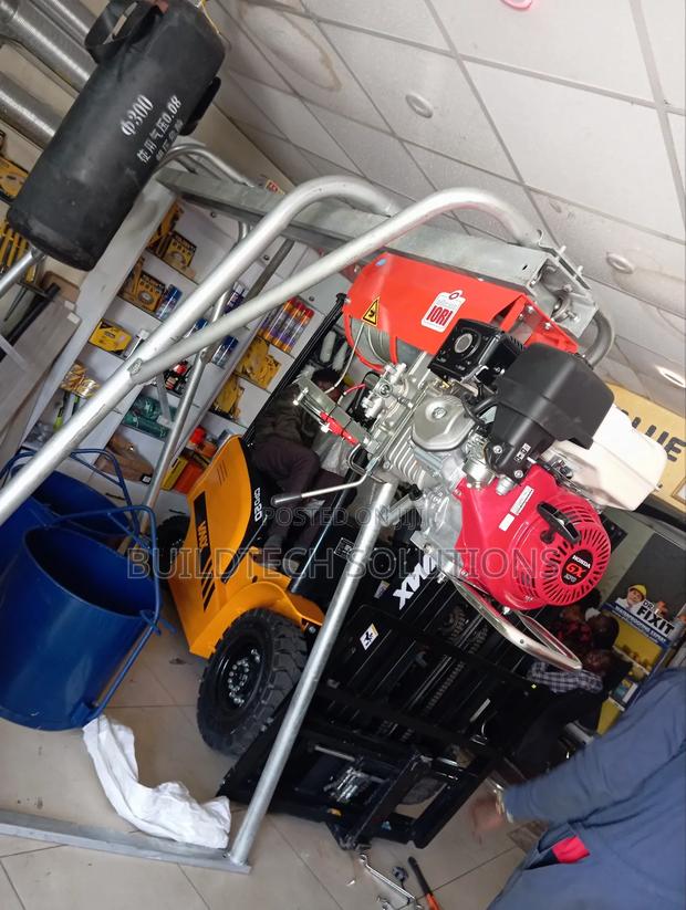 Brand New Hoist One Tonne
