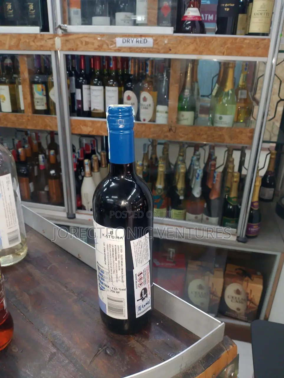 Roof Merlot Semi Sweet Red Wine