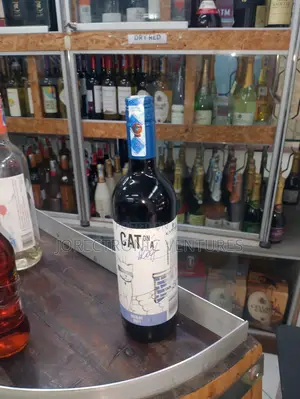 Roof Merlot Semi Sweet Red Wine