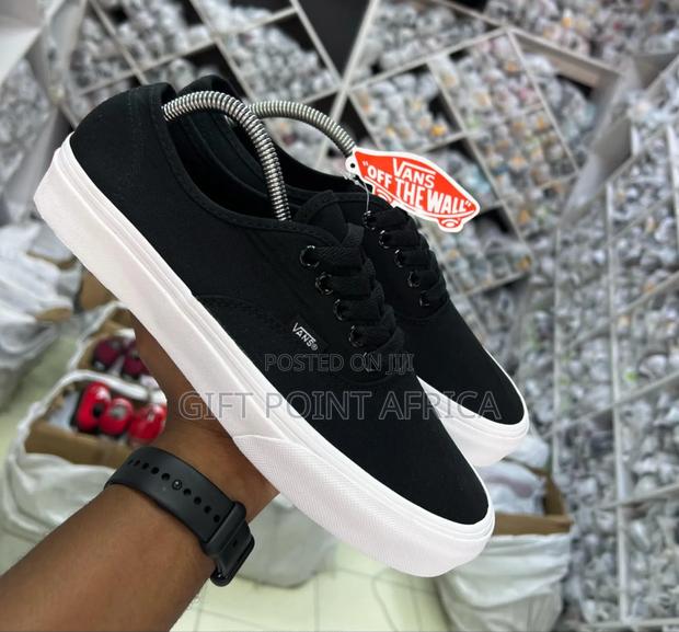 Black Double Sole Unisex Vans - main view