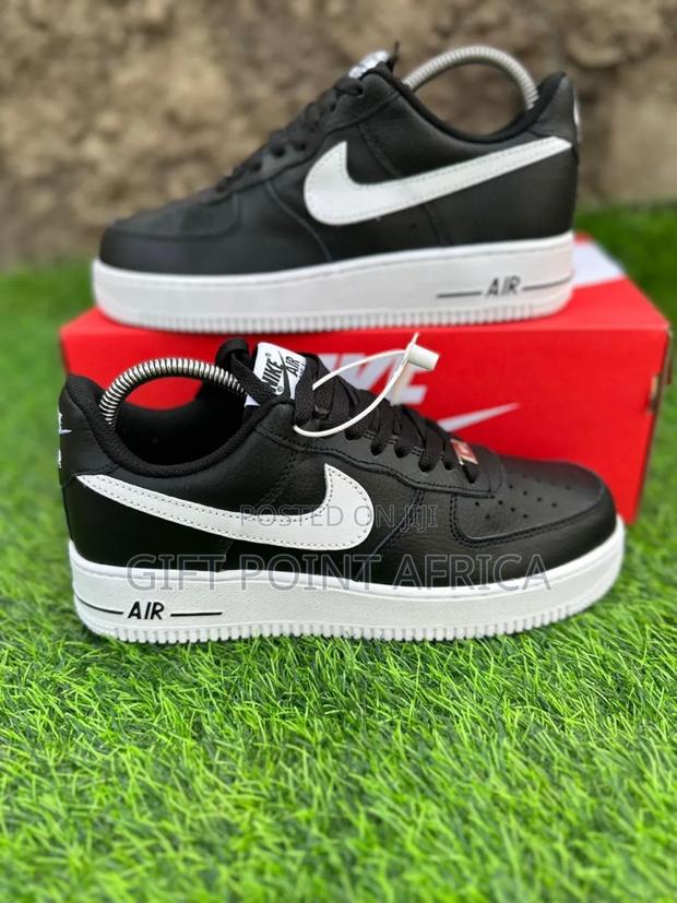 Black Airforce 1 Customs Sneakers - main view