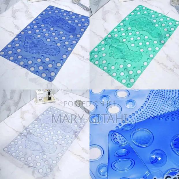 Antislip Bathroom Mat
45x75cm - main view