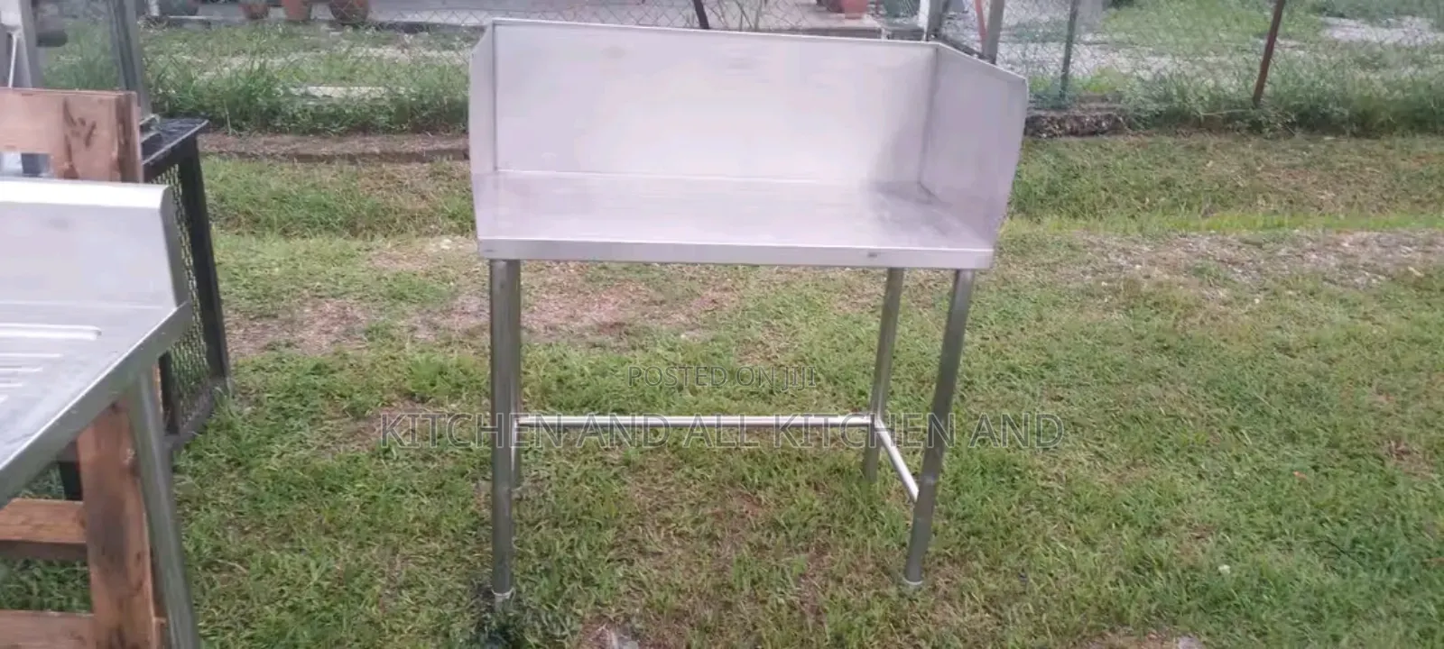 Backsplash Fitted Work Table