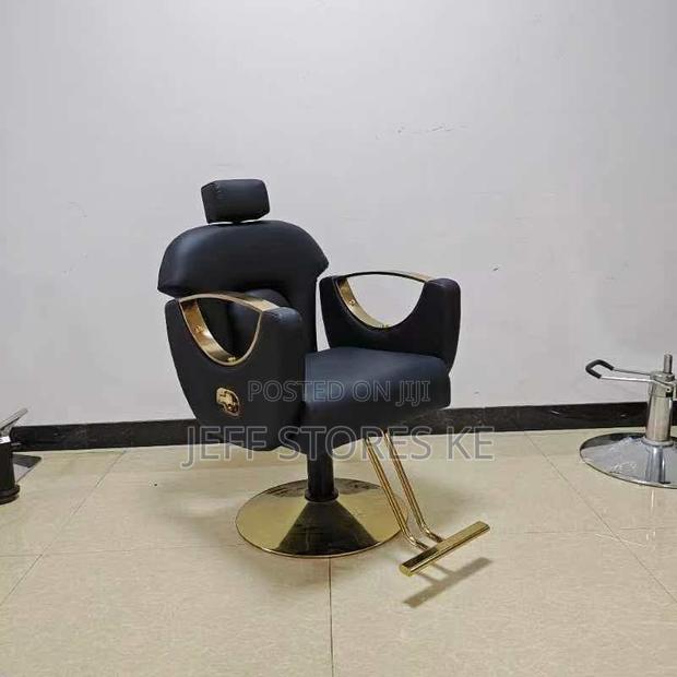 Reclining Black Golden Chair for Eye Lashes