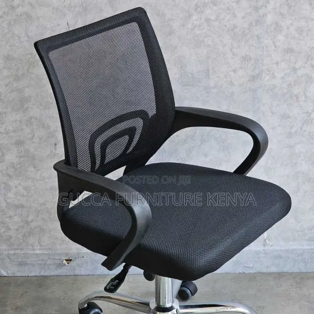 Office Chairs:Low Back Mesh Back Staff Swivel Chair