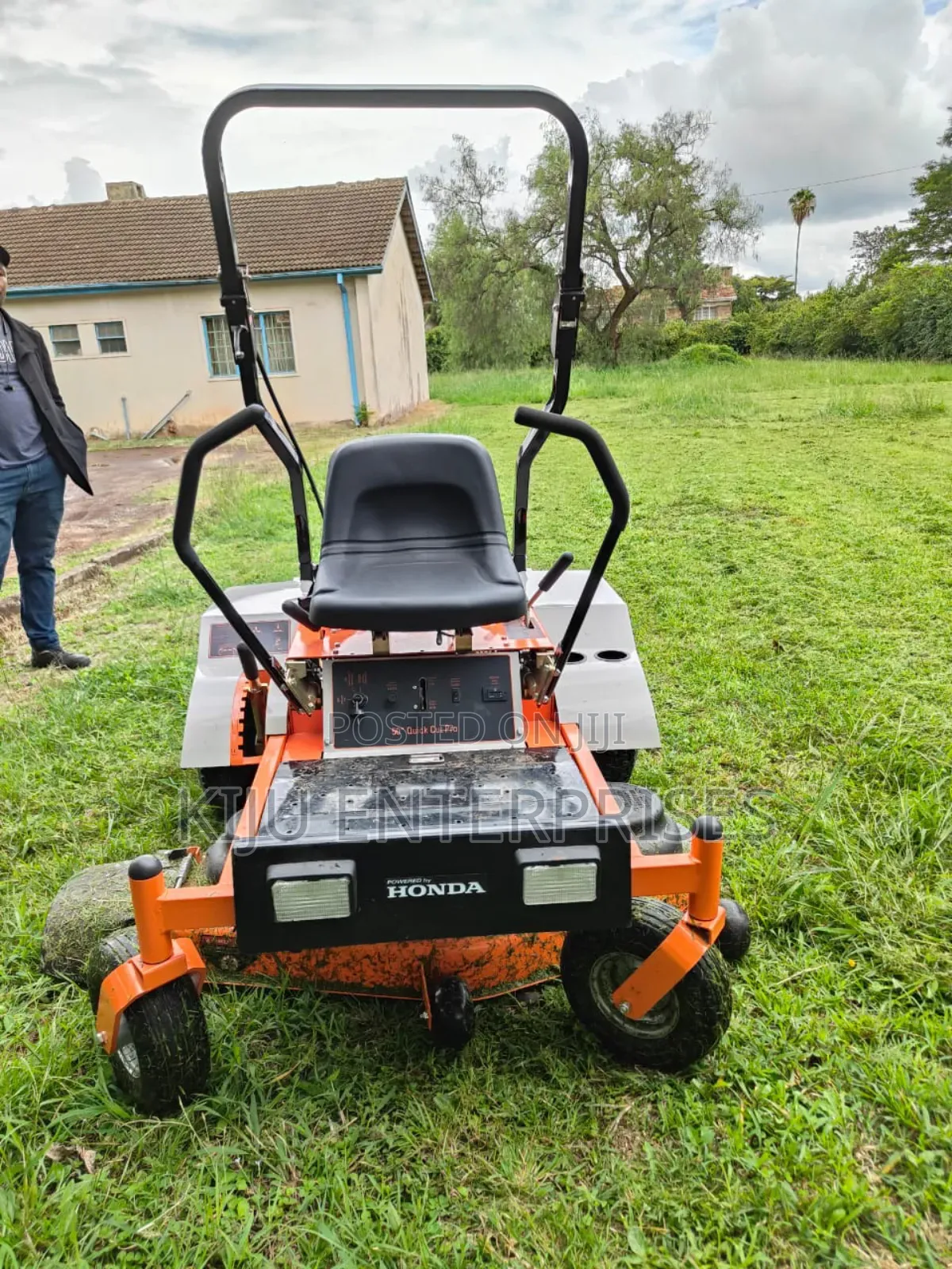 Ride on Lawnmower Honda Brand