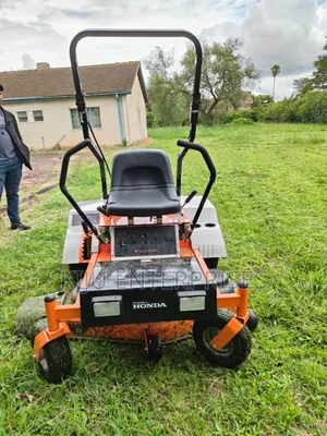 Ride on Lawnmower Honda Brand