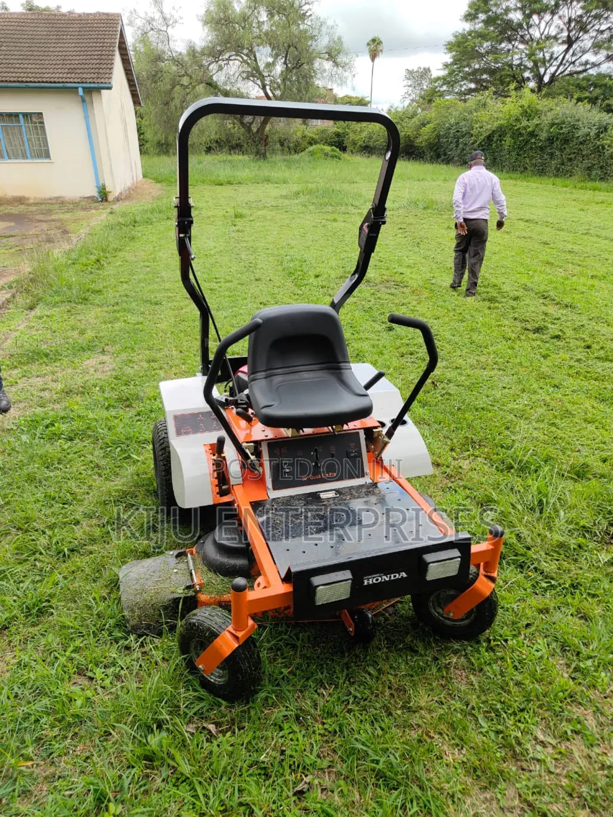 Ride on Lawnmower Honda Brand