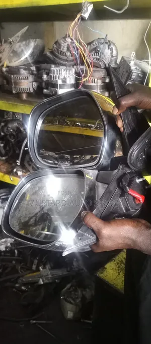Complete Side Mirrors Toyota Hiace 7l