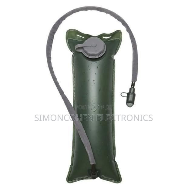 2 in 1 Hydration Backpack - thumbnail 2
