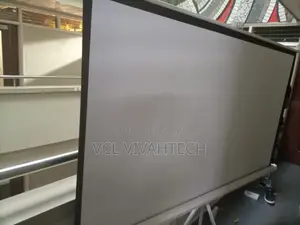 Projector Screen 180*180 Cm Tripod
