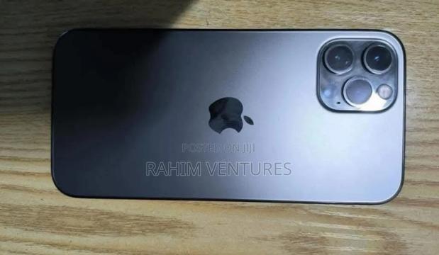Apple iPhone 12 Pro 128 GB Gray - main view