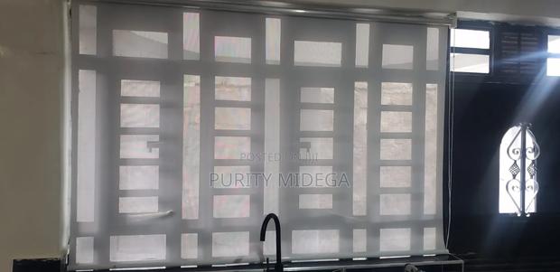 Sunscreen Blinds - thumbnail 2