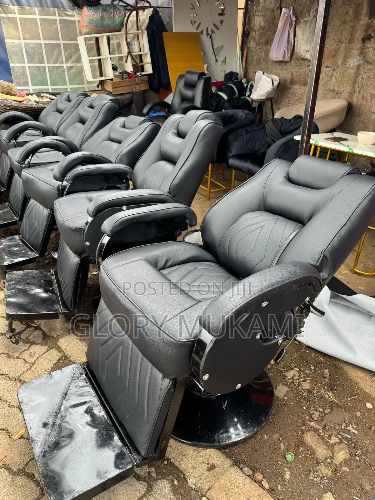 Kinyozi Barber Chair Seat