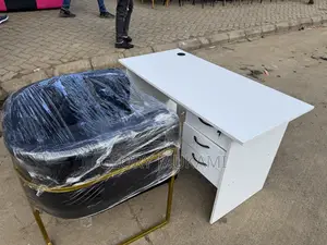 White Manicure Desk Table And Black Manicure Styling Chair