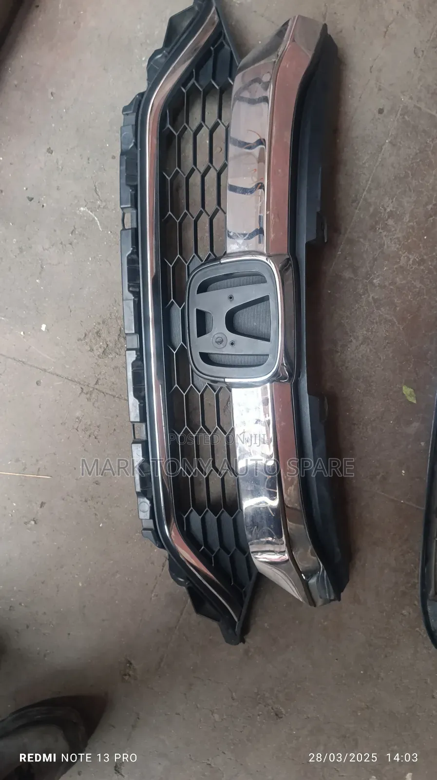 Honda Grace 2017 Front Grill