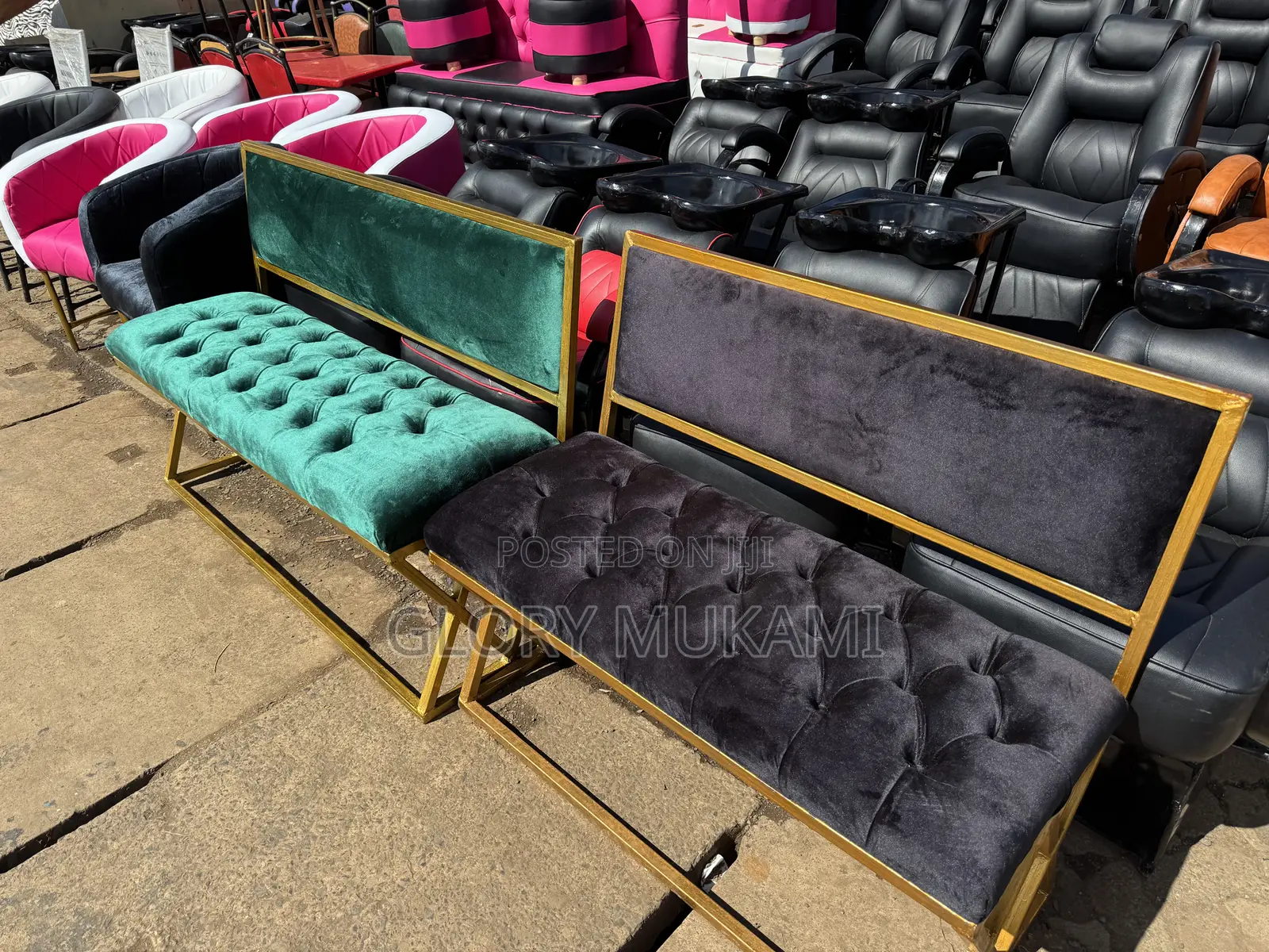 Black Velvet Waiting Chair/Bench
