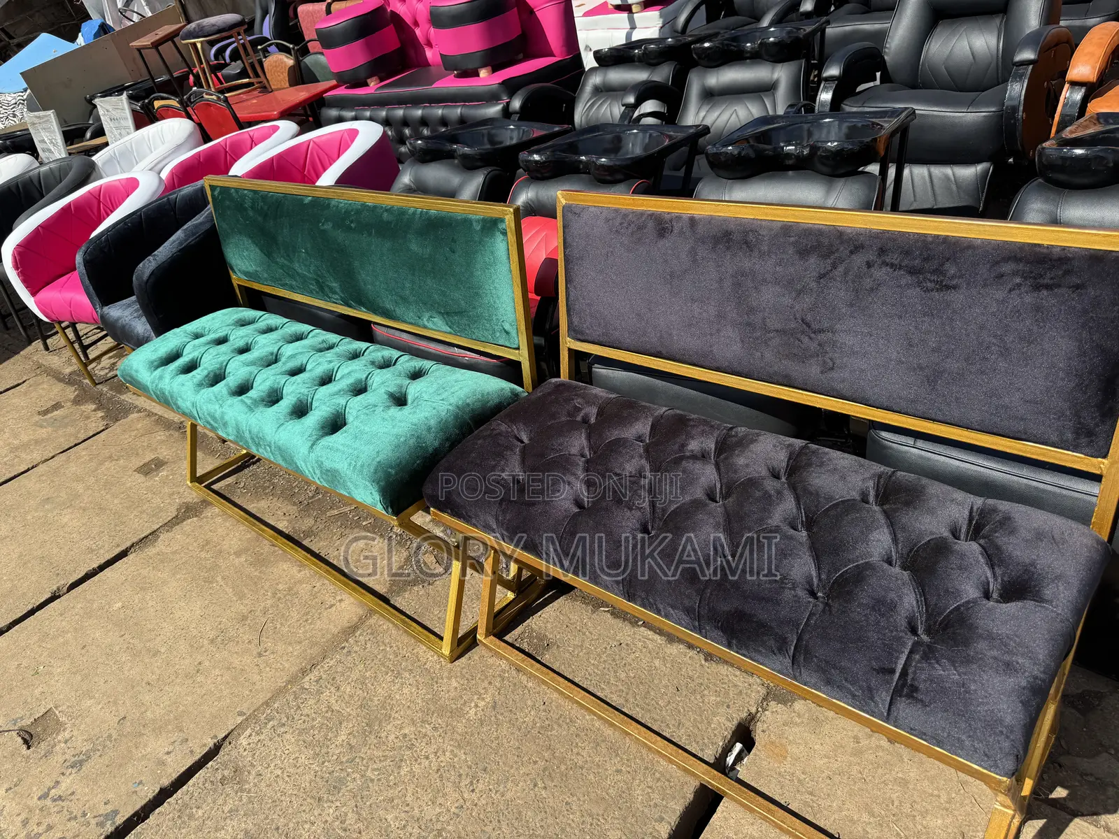 Black Velvet Waiting Chair/Bench