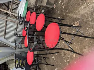 Restaurant And Bar High Chairs With Arms