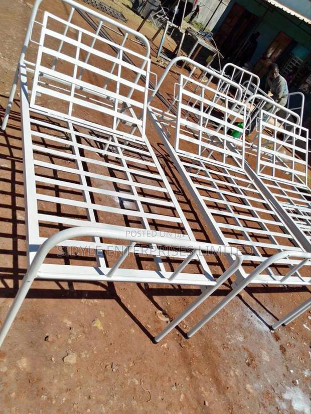 Single Crank Hospital Bed Without Bed Rails
