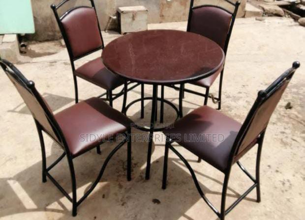 Round Table and 4 Ball Seat Hotel Set