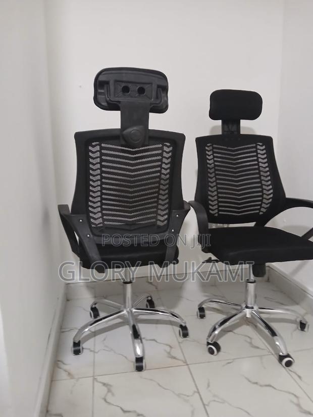 Headrest Office Chairs Imported - main view