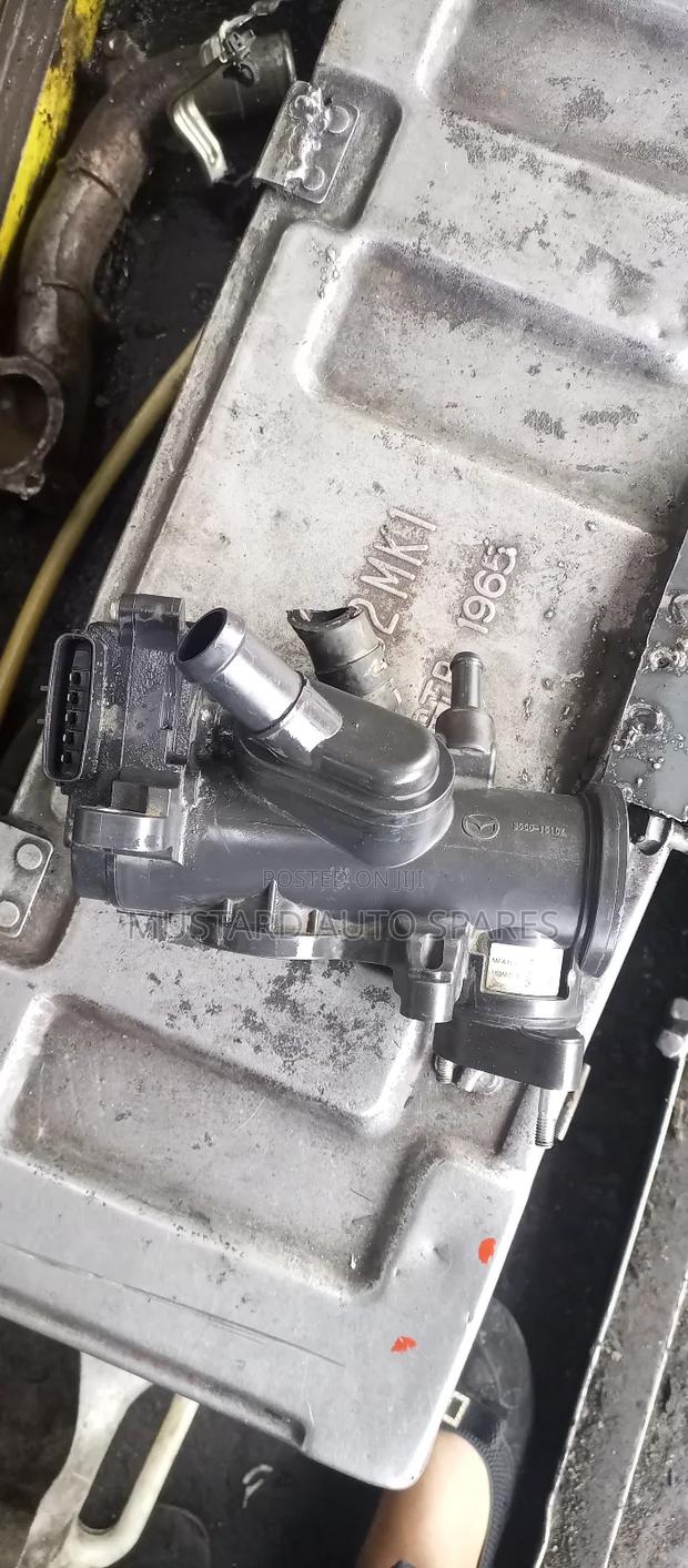 Thermostat Holder/Holder S5 Mazda Demio