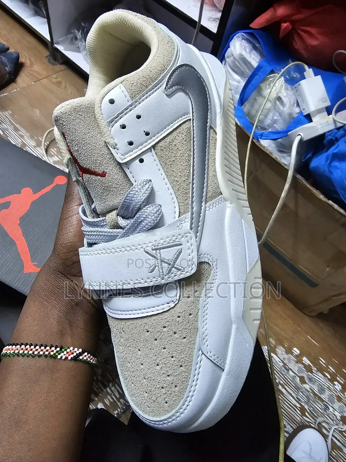 Jordan Jumpman × Travis